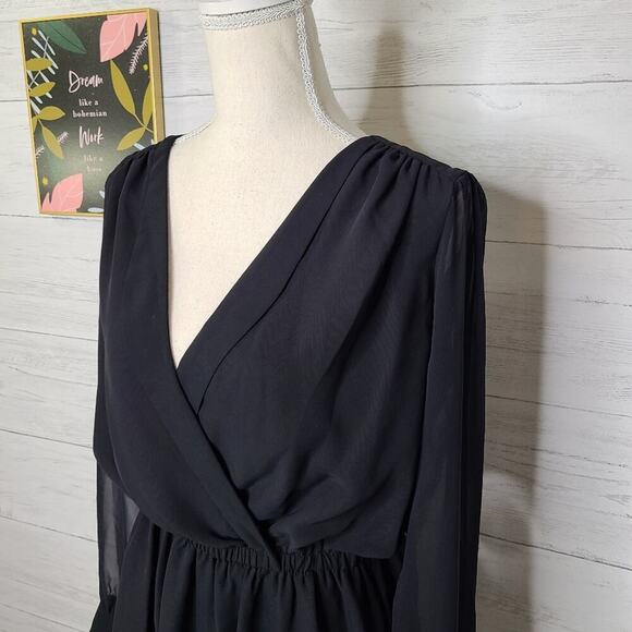 BCBGeneration Black Dress Longsleeve V-Neck Size Small - Picture 5 of 11